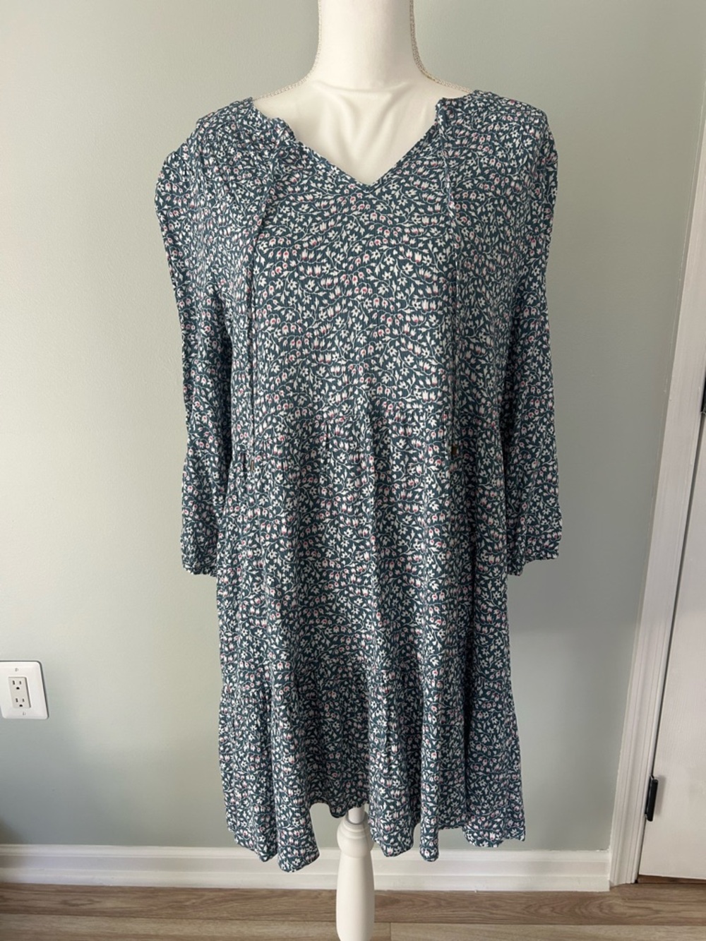 Market & Spruce Teal Floral Long Sleeve Tiered Dress